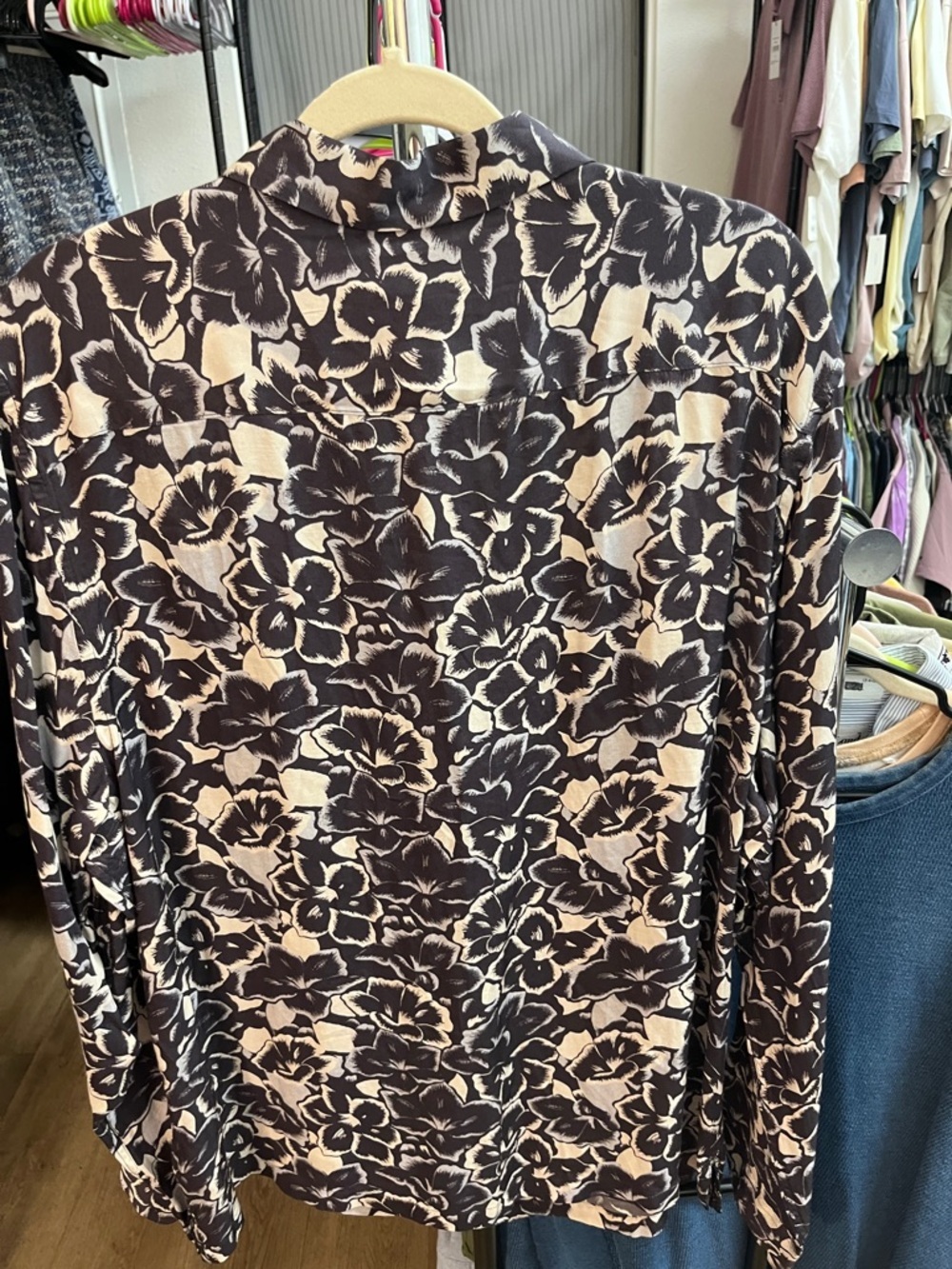 All Saints Tiergarten Men’s Floral Button-Down Shirt - Black & Cream - Picture 5 of 6